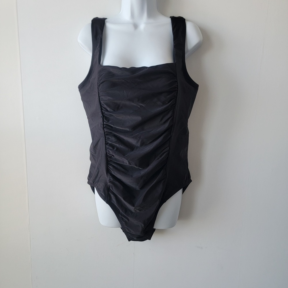 universal standard women's  Ruched one piece swimsuit  size S 14/16 Square Neck